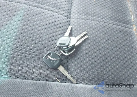 2003 Subaru Legacy L/L W/Special Edition Package из США, поврежденный, VIN 4S3BE635637215981